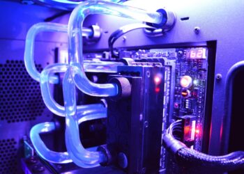 Unlocking Peak Performance: The Liquid Cooling Revolution